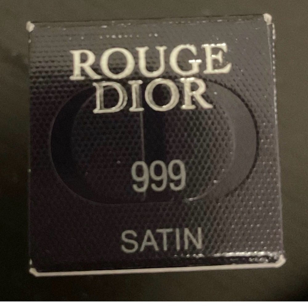 Dior Rouge Lipstick - Classic Red - Picture 5 of 5
